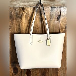 Coach LTH Town Tote new w/tags